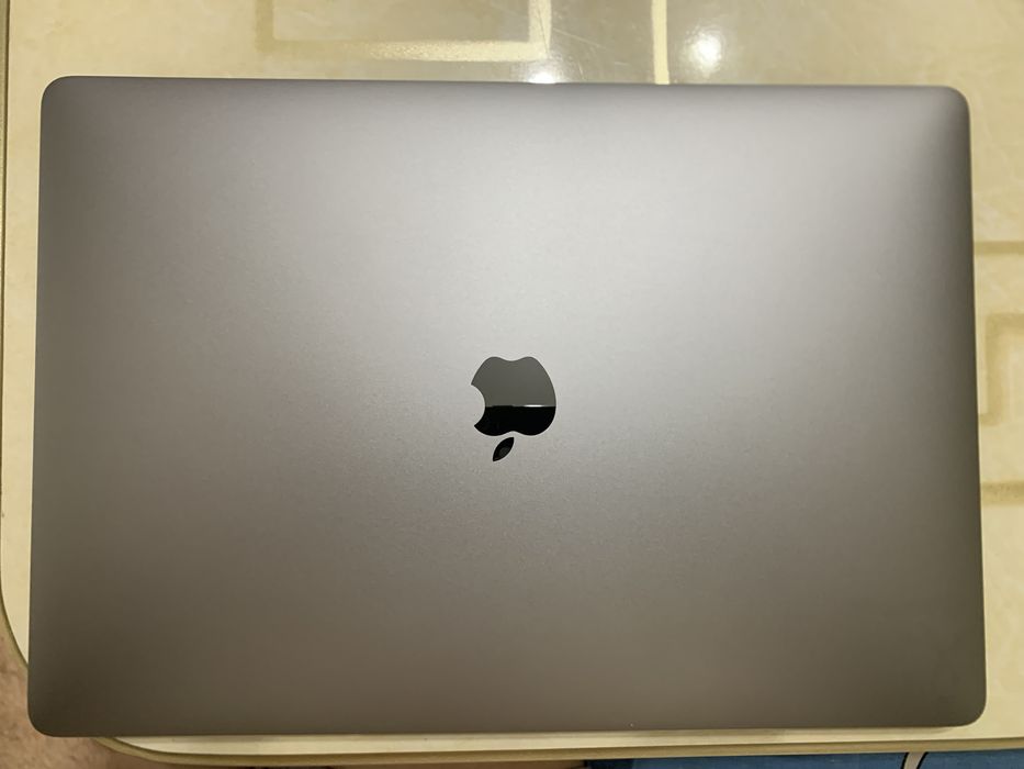 Macbook pro 15 inch