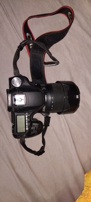 Canon Eos 50 D полупрофесионашен Варио обектив