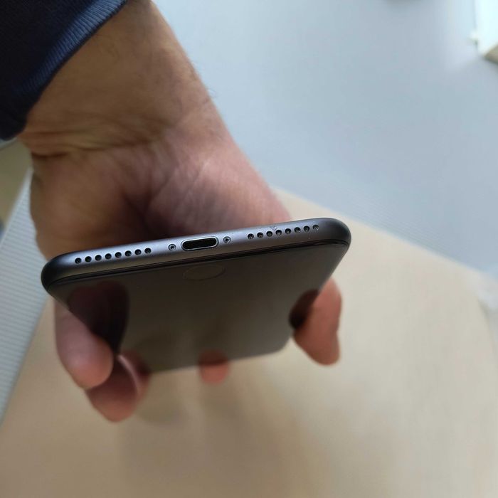 Iphone 8 Plus ,64GB,80%-Батерия,iOS 16.7.12