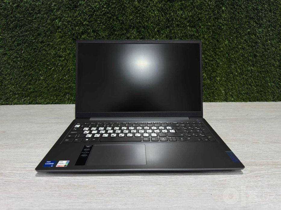 Ноутбук Lenovo Idea Pad 3 15ITL6 / Intel i5-1155G7 /8ГБ /256ГБ/