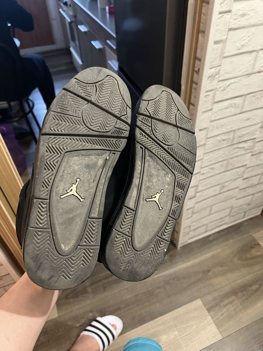 Vand Jordan 4 stare buna