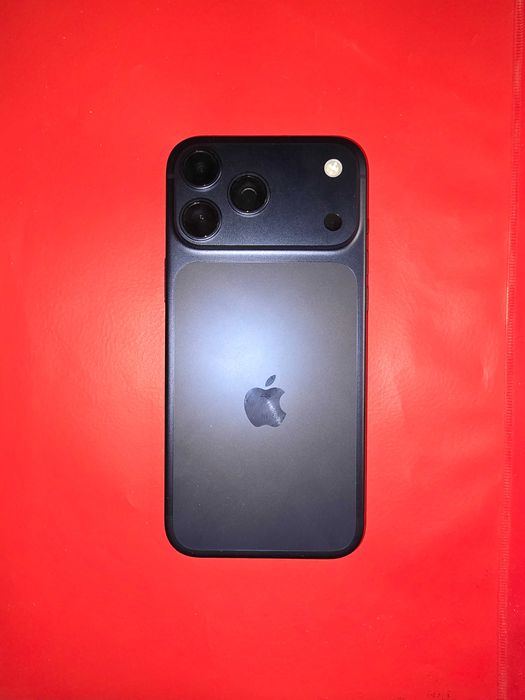 iPhone 17 Pro Max 256GB Deep Blue – Ca NOU, Baterie 100%, Activat 2026