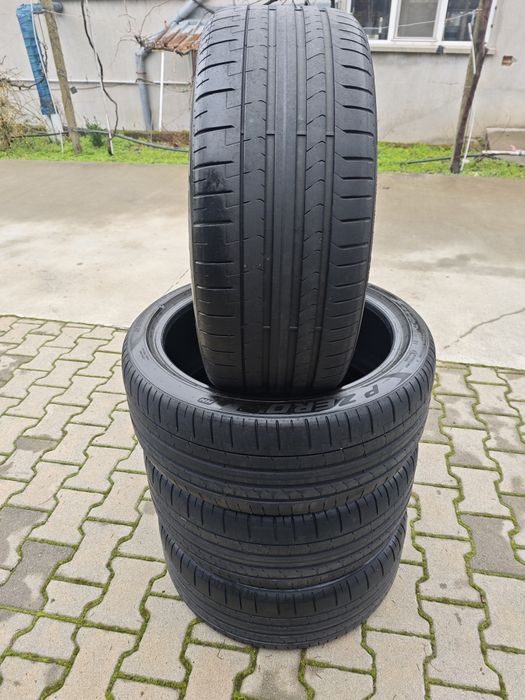 Летни гуми  Pirelli P ZERO 235 40 R19