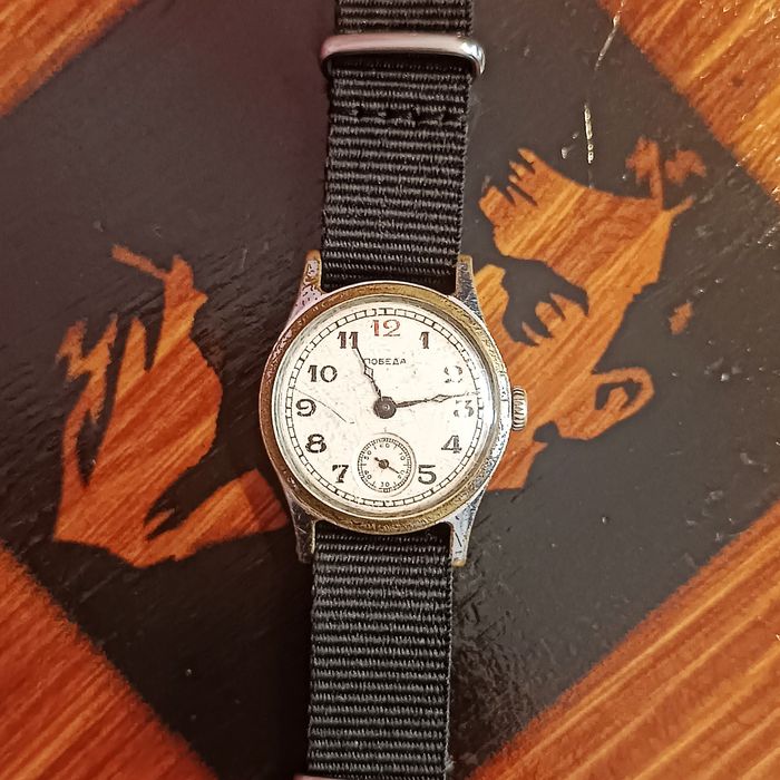 Механические часы Победа