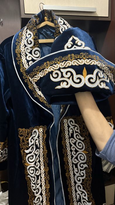 Казахский шапан и колпак