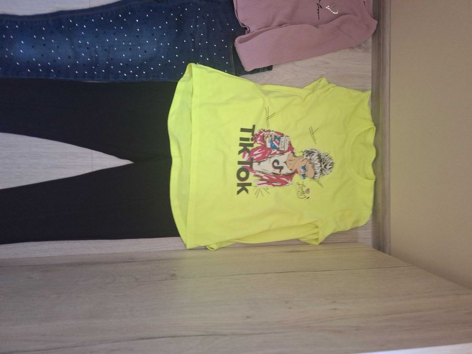 Детски дънки,две блузи и три клина