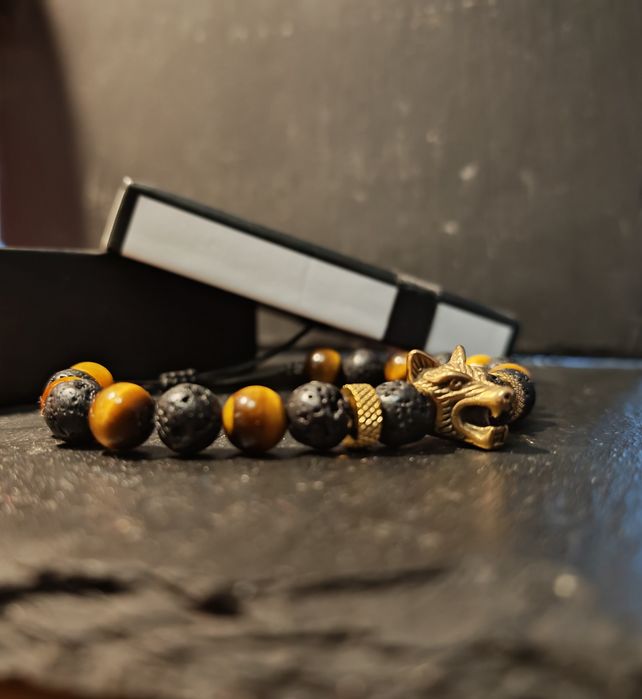 Bratara barbati  handmade – Ochi de Tigru & Piatră Vulcanică