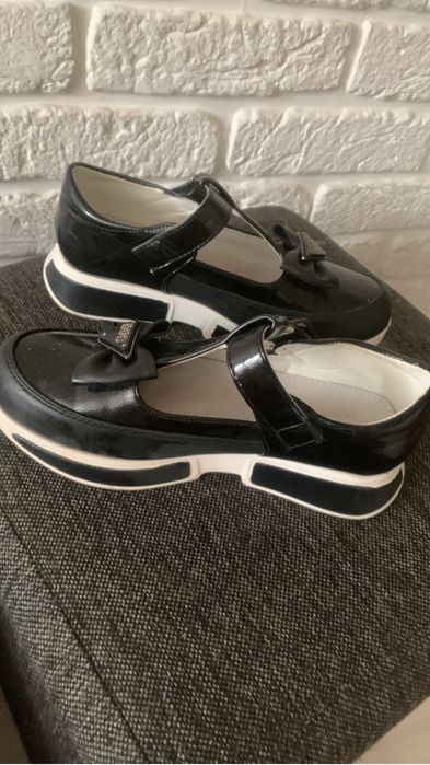 Обувь детская на девочку