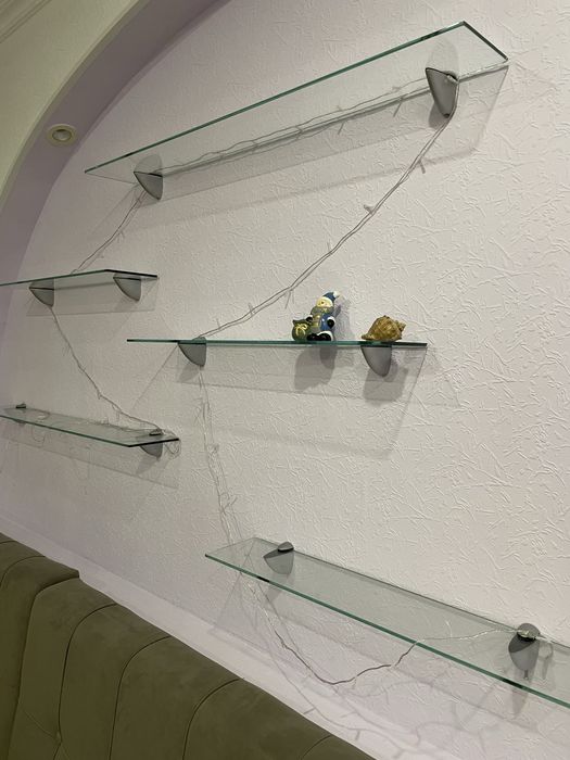 Продам полки стекляные