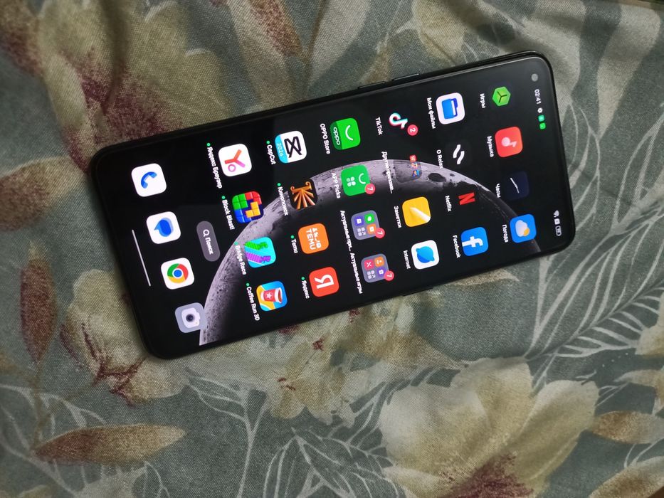 Телефон oppo reno5lite