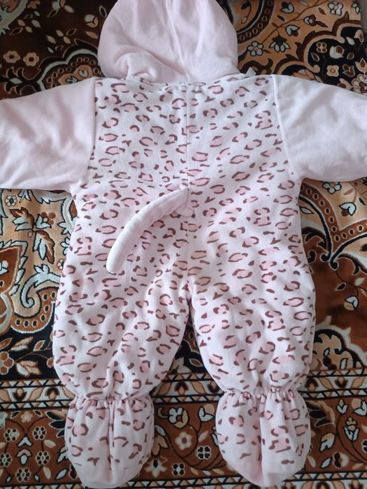 Продаю джинсовая куртка на мальчика 5 лет