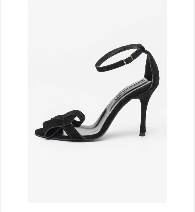 sandale Mihaela Glavan