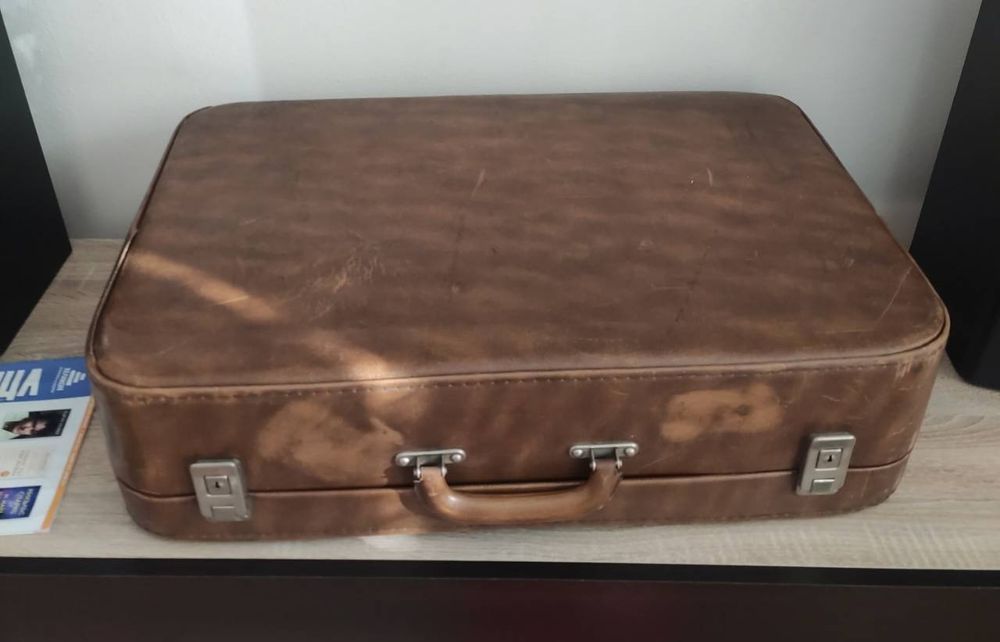 Кожен куфар - кафяв