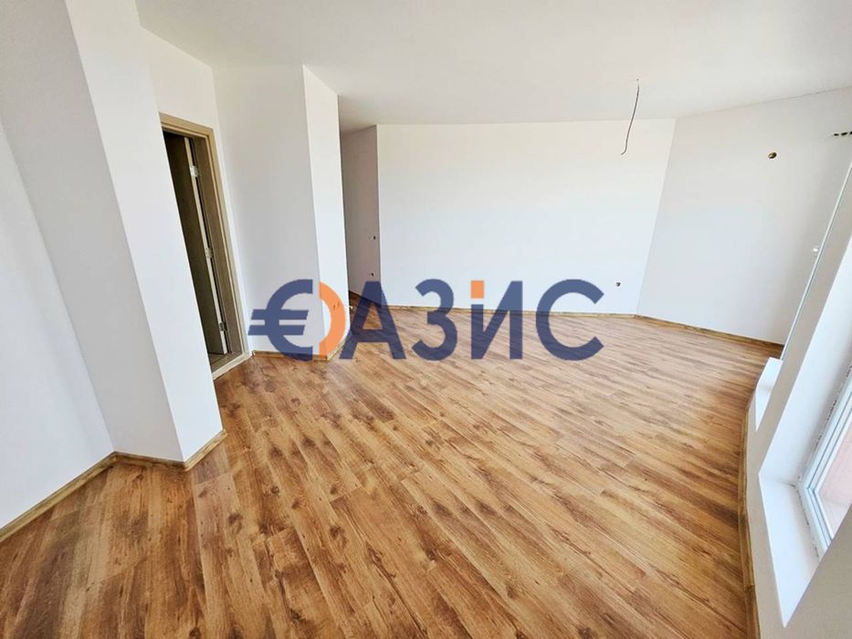 Голямо студио в комплекс Съни дей 6, Слънчев бряг, България, 49 кв. м. цена 45 000 евро # 34229232