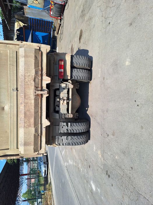 Самосвал VOLVO FM12