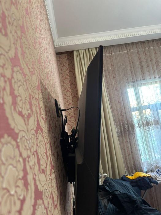 Телевизоры SONY 80x50