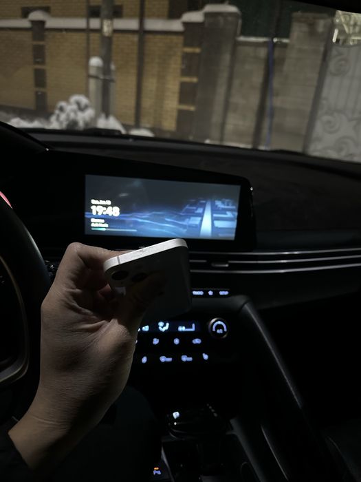 Продам iPhone 13 Mini в отличном состояние