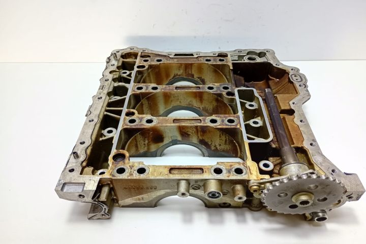 Semi baie ulei 2.4 fsi / 3.0 tfsi / 4.0 tfsi 06E103032 Audi Q7 4L ser