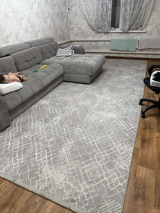 Ковер шелковый большой