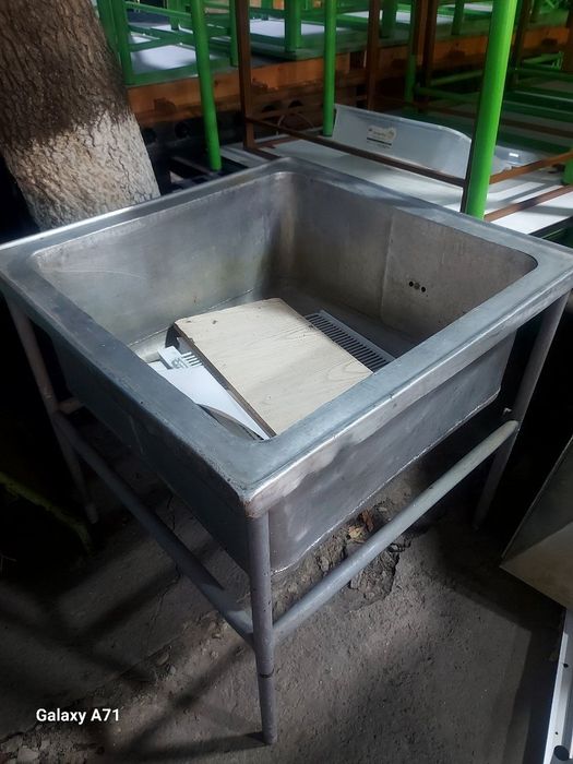 Для кухни , столовки