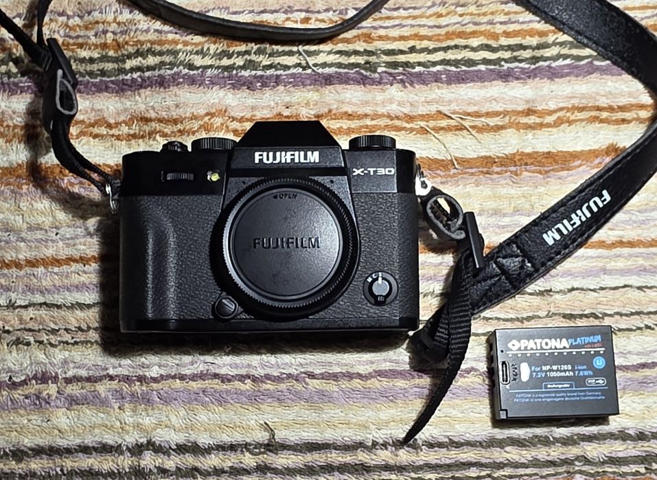 Fujifilm X-T30 body