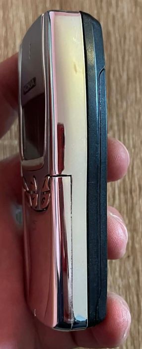 Nokia 8210  hibryd ( decodat, baterie Nou nouță, impecabil)