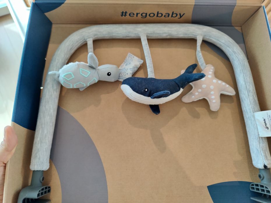 Ergobaby играчки за шезлонг