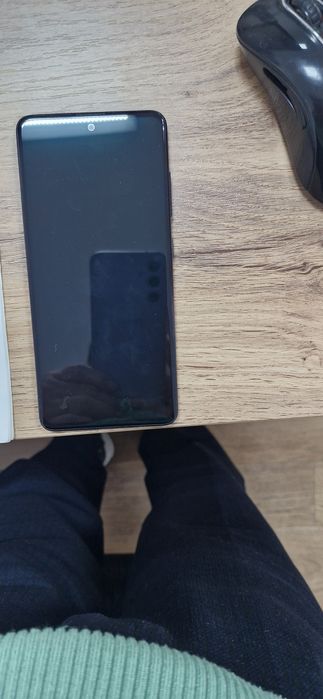 Телефон Самсунг А 51