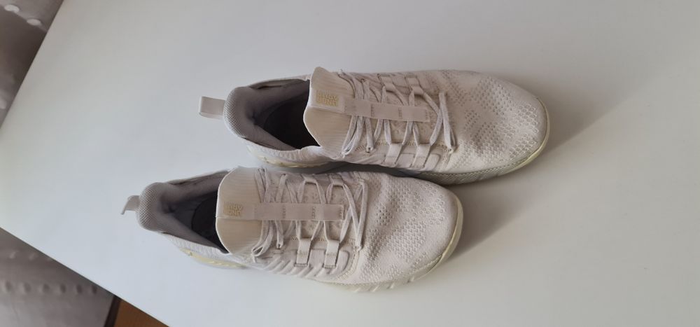 Продавам Under armour 47