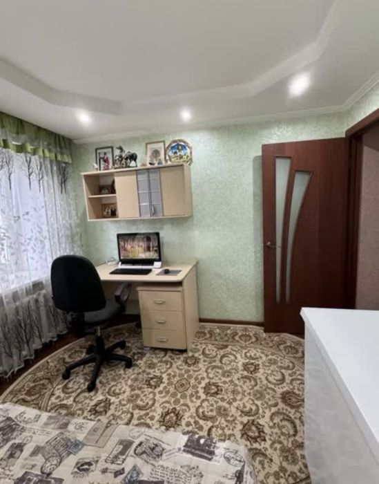 Продается трехкомнатная квартира