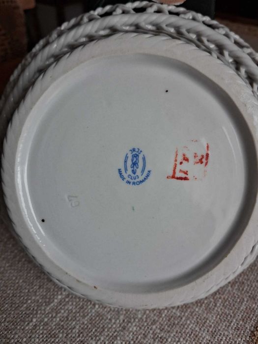 Farfurii portelan dantelate