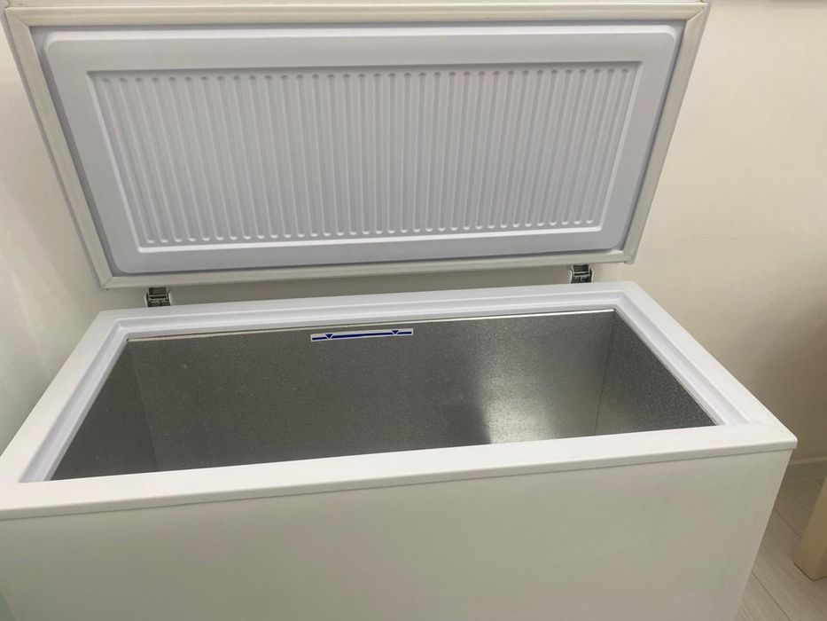 Продам морозильник