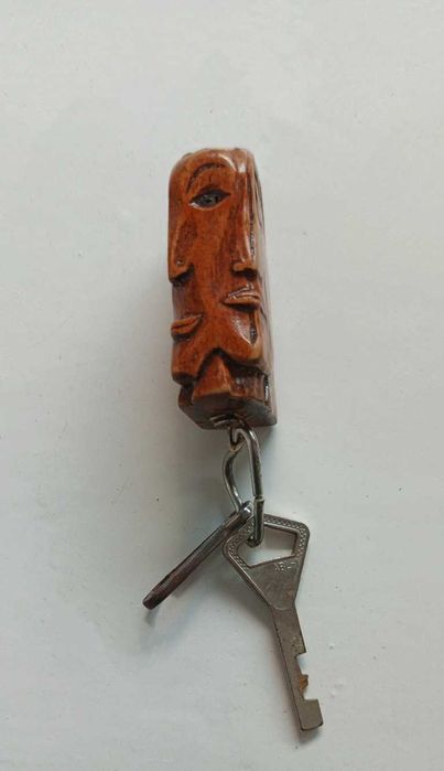 Амулет из дерева для ключа ручной работы
