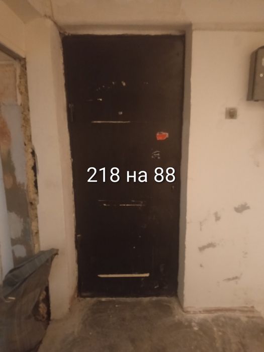 Продам двери в хорошем состоянии