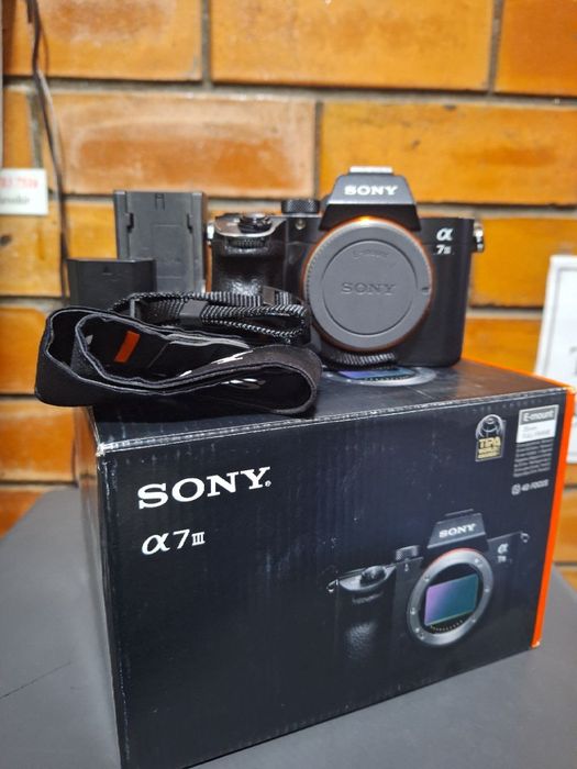 Sony a7 iii 4k korobka dokument Yangi