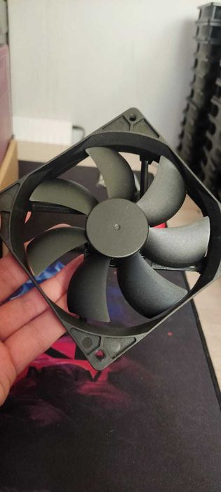 Корпусные вентиляторы APEX 120mm, Molex