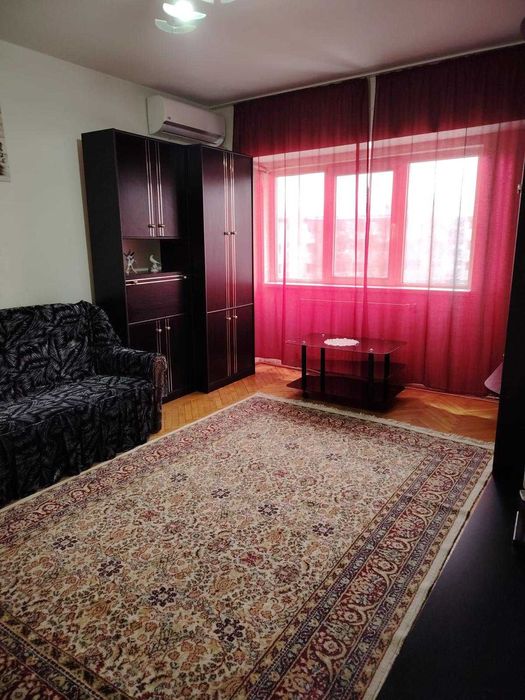 Dau in chirie apartament 3 camere ultracentral in Turda