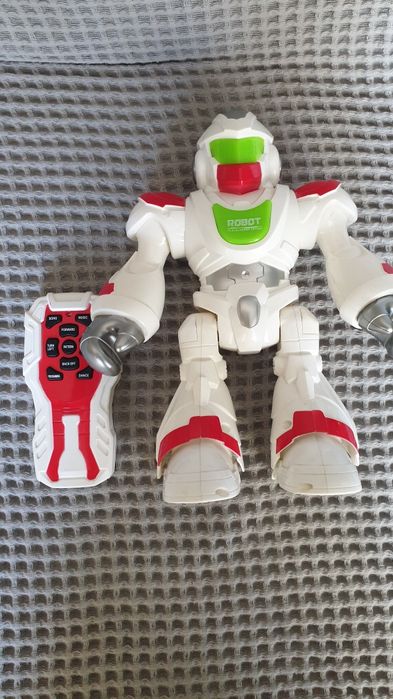 Робот на радиоуправлении