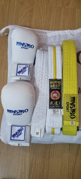 Kimono-uri 140cm arte martiale si  accesorii