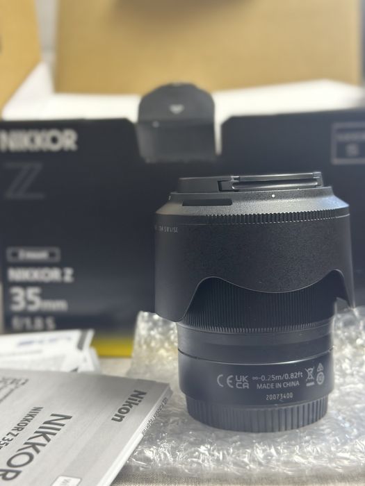 Nikon NIKKOR Z 35mm f/1.8 S.