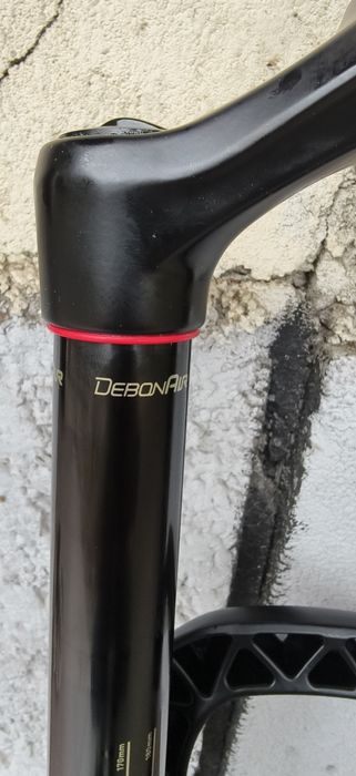 Нова Вилка Rockshox LYRIK RC 27.5" DebonAir 180mm 15x110mm