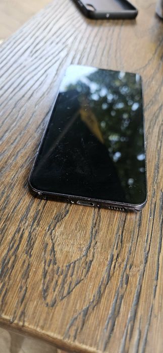 Samsung s23 fe работи без проблеми