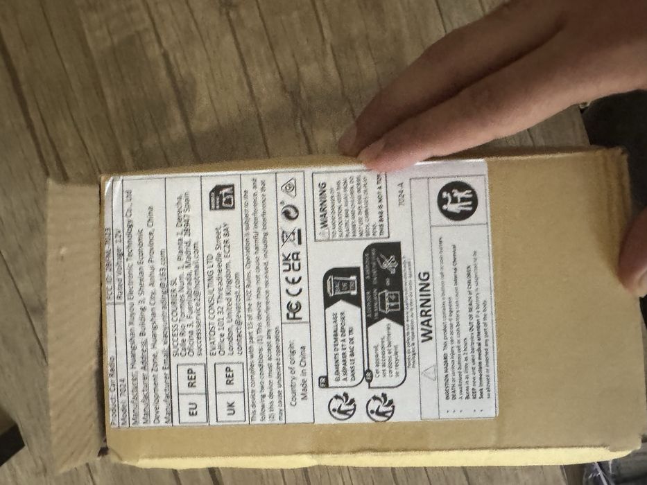 Монитор сотилади фулл комплект