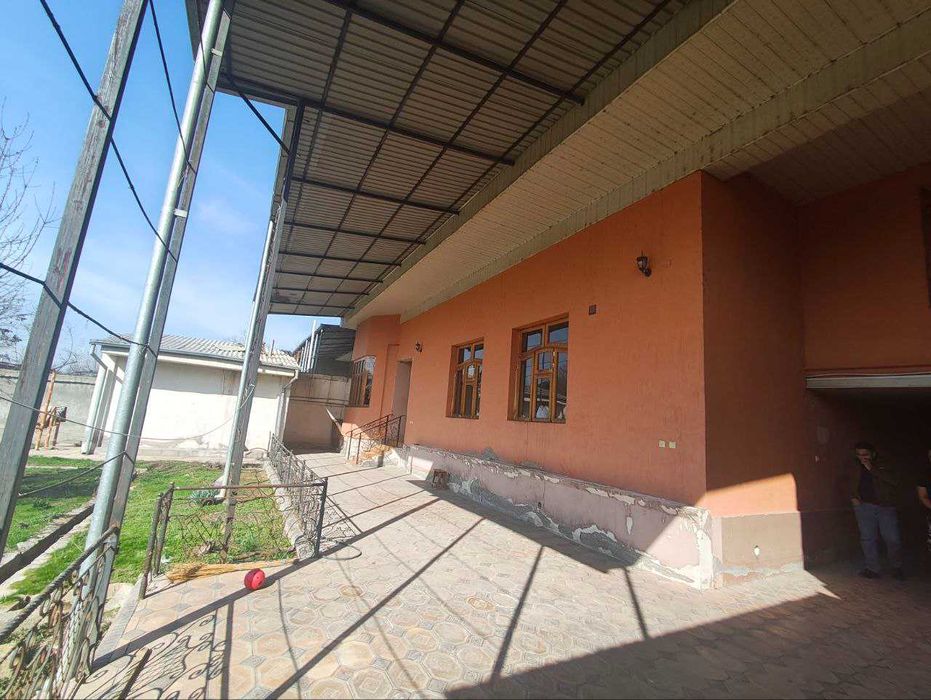 Зангиота Зиёратгохи катта уй 8,5 сотих, 6 хона