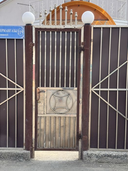 Прадаётся варота и калитка