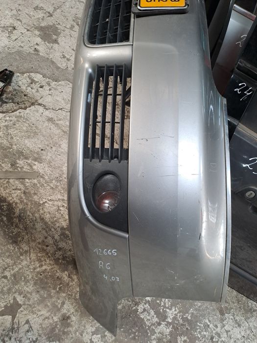 Бампер передний AUDI A6 C5 2003 года