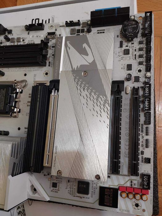 Intel Core i9 13900 + Gigabyte Z790 Aorus Elite AX ICE Wi-Fi DDR5