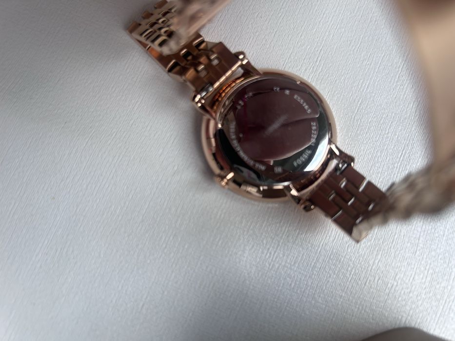 Нов дамски часовник Fossil Jacqueline ,розов цвят.