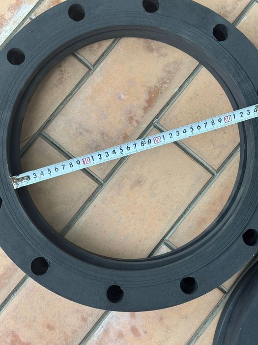 Фланцы ДУ 350,300,250,200,180,100