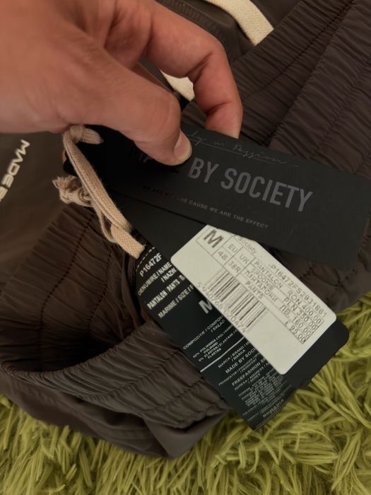 Pantaloni made by society